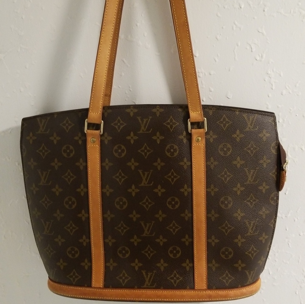 Authentic Louis Vuitton Babylon Handbag